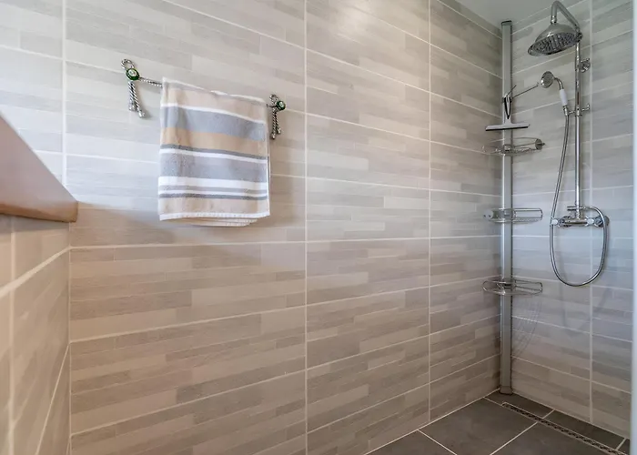 펜션 Le Parcours Cathare Olonzac